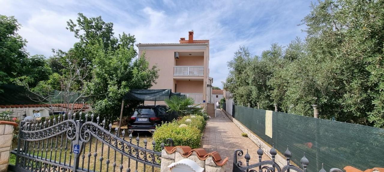 Ljuba Apartment Medulin Exterior foto
