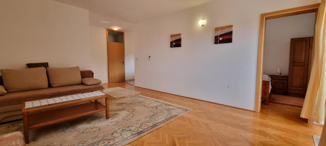 Ljuba Apartment Medulin Exterior foto