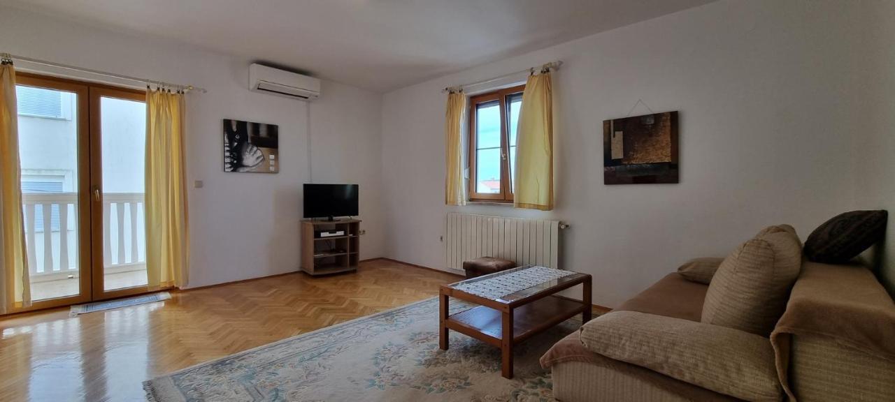 Ljuba Apartment Medulin Exterior foto